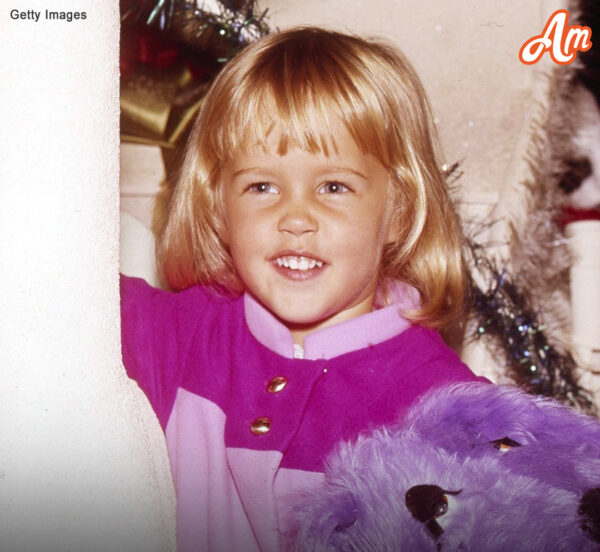 Una estrella infantil de “Bewitched” dejó Hollywood y se convirtió en madre de 6 hijos – Sorprendió a los usuarios con sus fotos a los 60 años