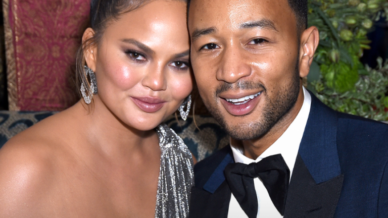 ‘é A Pequena Chrissy’: A Filha De John Legend, Luna, 8, Surpreende Os Fãs Com Sua Semelhança Impressionante Com A Mãe — Fotos
