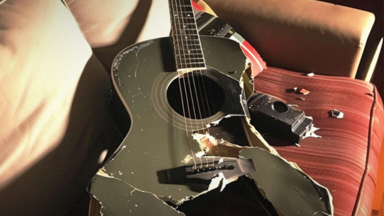 Jealous Brother Crushes Lonely Boy’s Dream Until an Old Man’s Final Sacrifice Changes Everything — Story of the Day