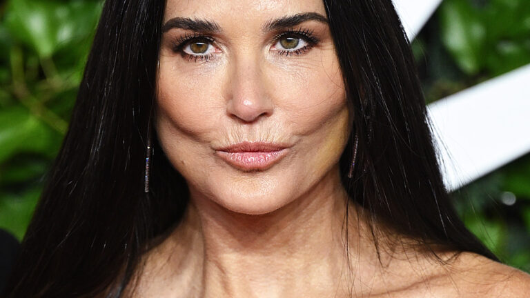 What Demi Moore, 61, Has Done to Her Face to Look Like She’s ‘Aging Backwards,’ According to a Cosmetic Doctor