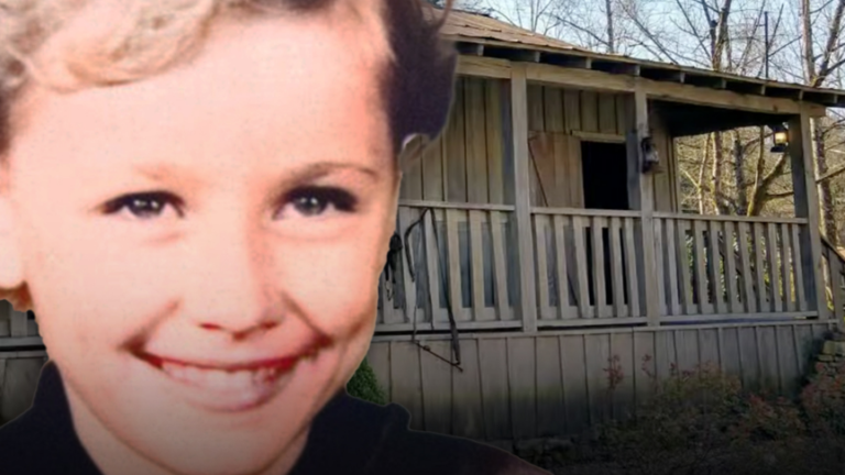 Esta niña era la cuarta de doce hijos de una familia pobre que vivía en las montañas sin electricidad. Ahora es una cantante famosa