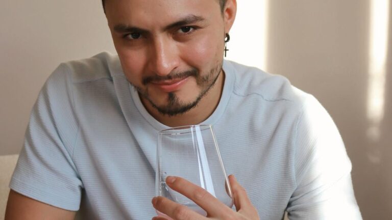 Orlando Turcios Martínez Talento, Humor y Éxito en las Redes Sociales