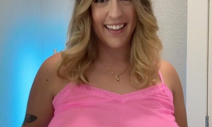 Tati Evans: A Rising Star in Modeling and Social Media