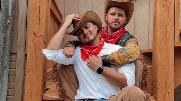 Trayectoria y Éxito en las Redes Sociales