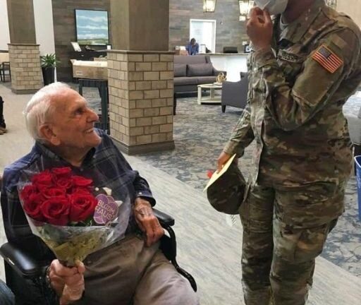 Me ofreció las rosas y luego dijo algo que me hizo derrumbarme.