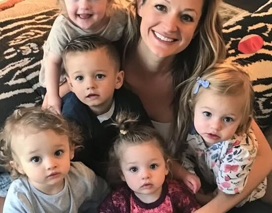 A Millionaire Gifted Me a House as a Mother of 5 – When I Entered and Read the Note Left Inside, I Froze in Shock