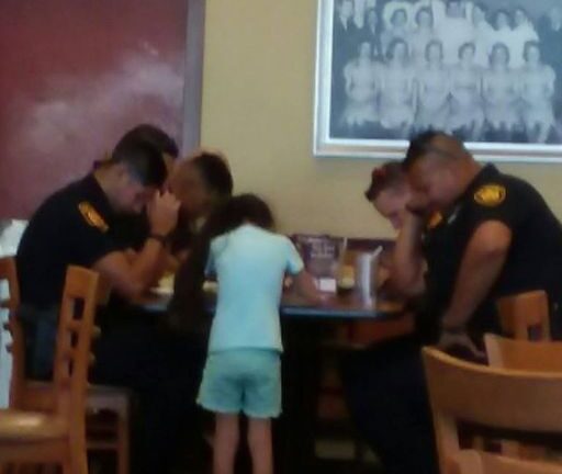 A LITTLE GIRL PRAYED FOR THEM AT DINNER—HOURS LATER, HER WORDS HAUNTED THEM