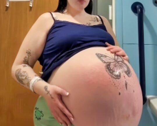 Everyone Thought I Was Having Quads!: But Look What Actually Came Out!