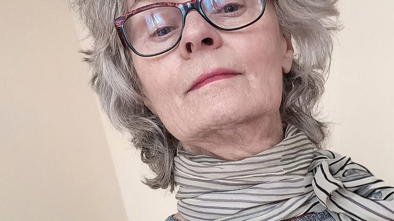 Poor Man Compliments Woman with Gray Hair, Next Day She Comes to His Home with Engagement Ring — Story of the Day