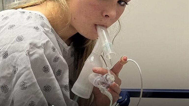 Urgent Vape Warning Issued By Doctor After 17-Year-Old Develops Permanent ‘Popcorn Lung’