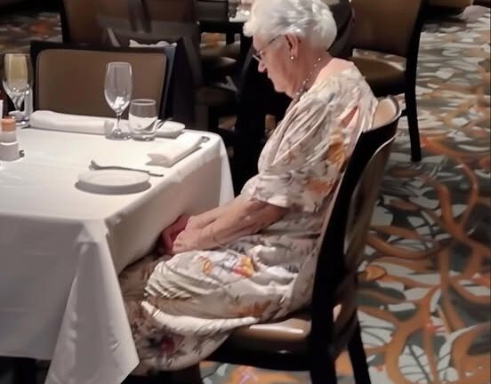 My Family Left Grandma Alone at a Restaurant to Ditch the Check—Too Bad They Messed with the Wrong Granddaughter