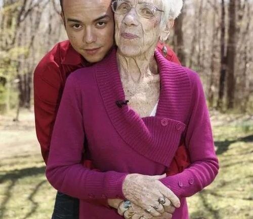 Age Doesn’t Matter When It Comes To Love: 31-Year-Old Guy And 91-Year-Old Lady Share The Story Of Their Family Happiness!