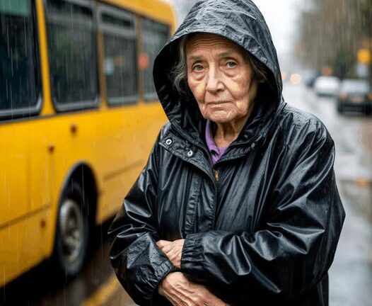 The bus driver kicked out an 80-year-old woman who hadn’t paid for her ticket
