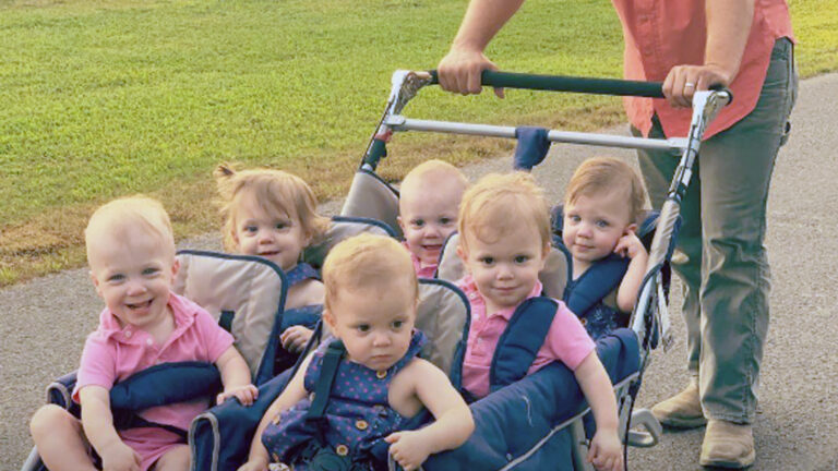 It’s Been 7 Years Since the Show About the Waldrop Family Premiered — Meet the Couple’s Nine Kids, Including the Sextuplets and Twins