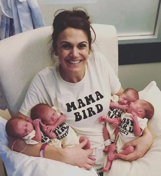Mom Delivers Quadruplets, Doctor Stunned When He Sees Their Faces: Odds Are 1 In 11 Million